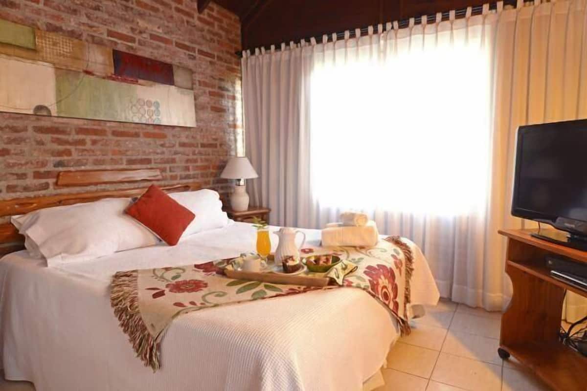 1 bedroom, premium bedding, down duvets, pillow-top beds