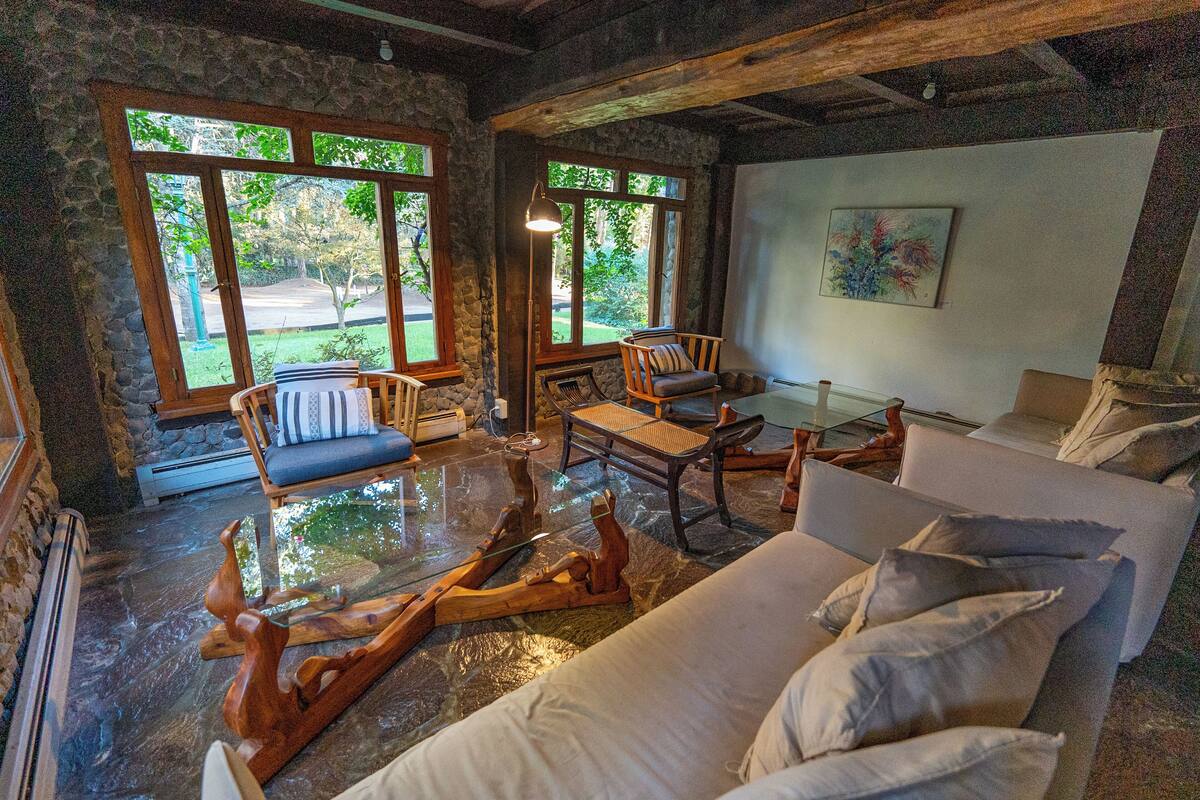 room, 3 bedrooms | living area | lcd tv, dvd player, pay films