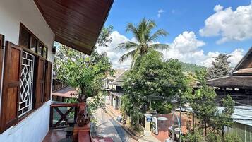 Quarto, 4 quartos, sacada | Área de estar