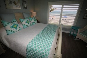 Free WiFi - Sea Coast Gardens III 2 Bedroom Condo by Great Ocean Condos (New Smyrna Beach)