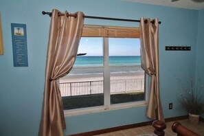Pemandangan dari kamar