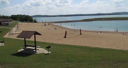 The Getaway Place 2 Bedroom Condo by Sunset Realty