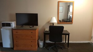 Escritorio, sistema de insonorización y wifi gratis 