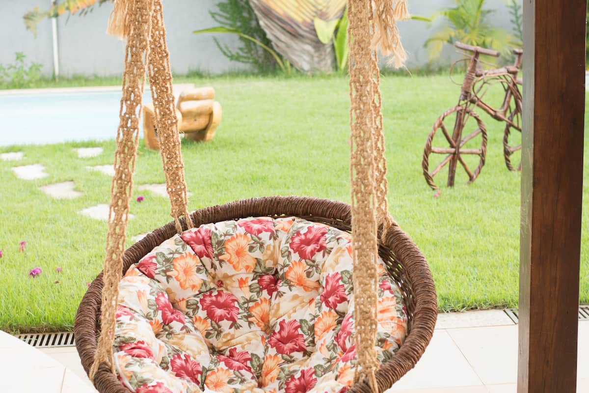 outdoor pool, pool loungers