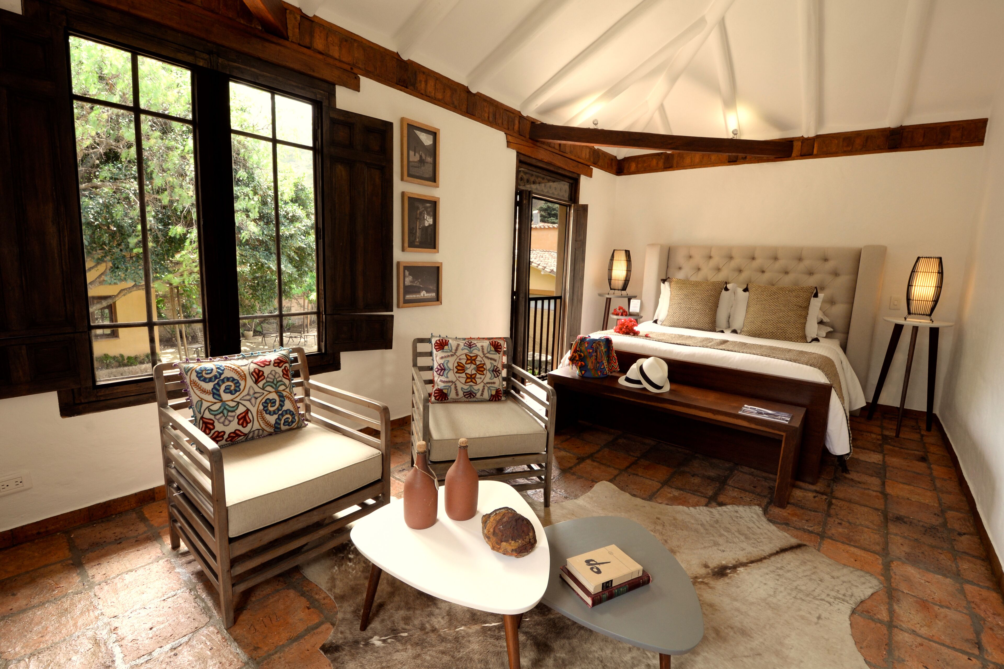 deluxe suite (azul) | 1 bedroom, in-room safe, soundproofing, free wifi