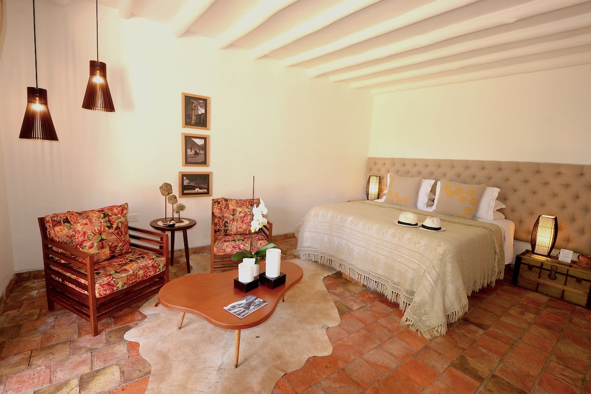 Superior Room (Colibri) | 1 bedroom, in-room safe, soundproofing, free WiFi