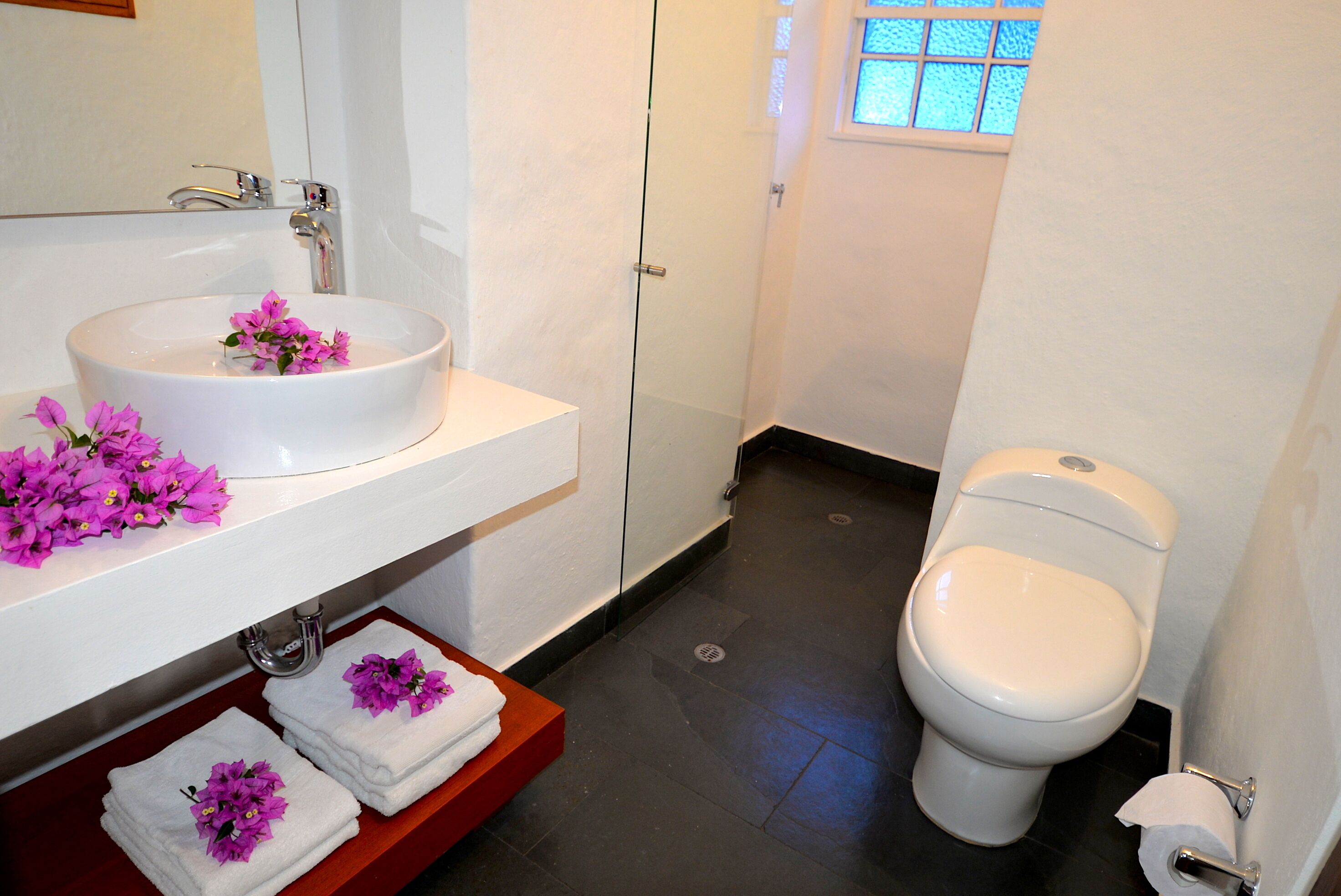 family room, 1 bedroom (terracota) | 1 bedroom, in-room safe, soundproofing, free wifi