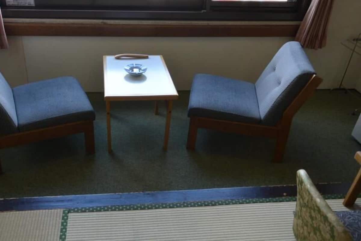Suite with Lake View-Breakfast and in Room Dinner included
