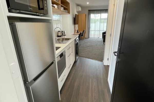 1 Bedroom Premium Apartment | Private kitchen | Fridge, microwave, coffee/tea maker, electric kettle