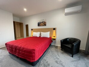 Premium-Studio (Apartment) | 5 Schlafzimmer, Bettwäsche, Rollstuhlgeeignet