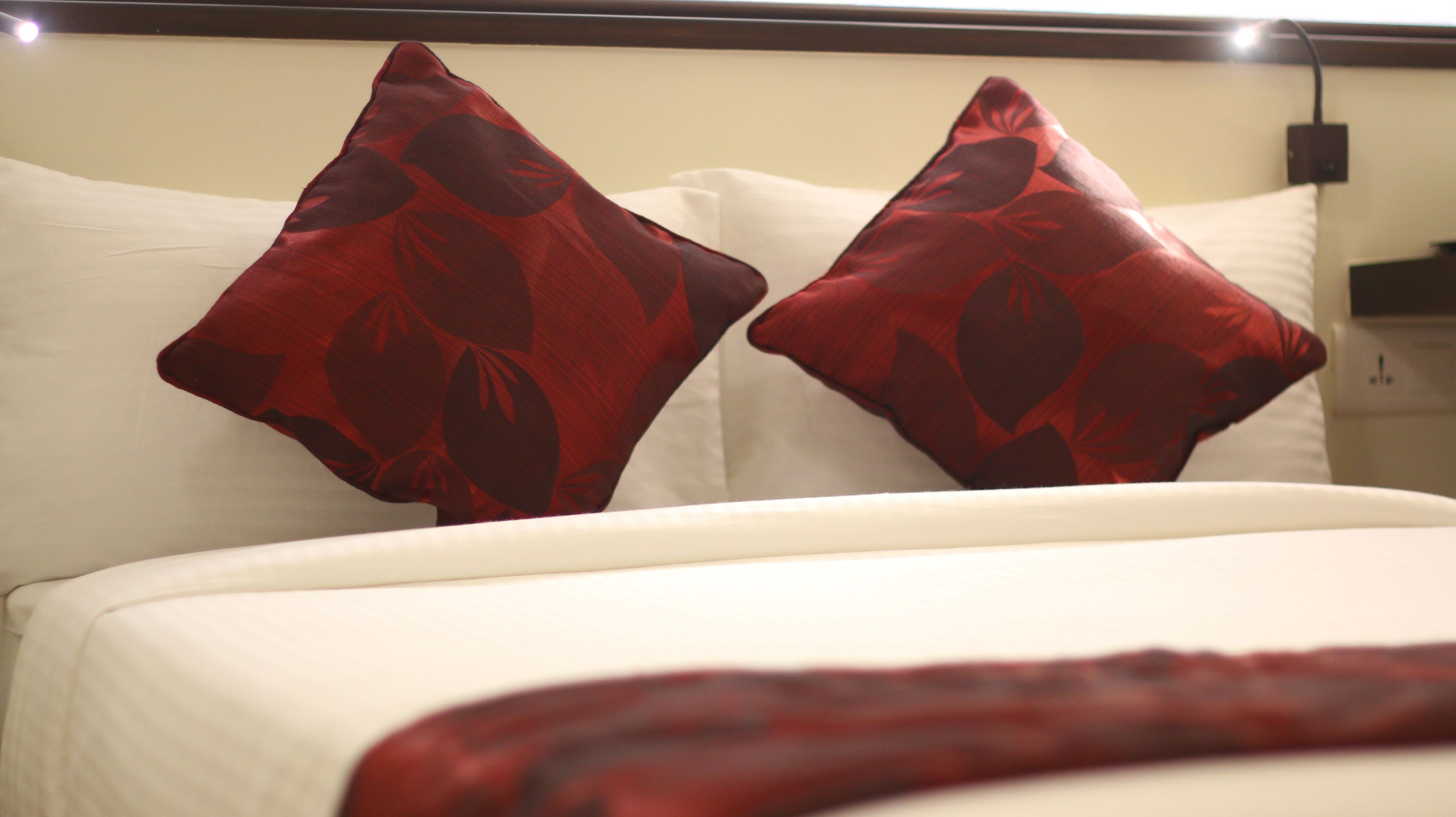 standard double room | in-room safe, desk, blackout curtains, free wifi