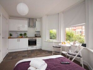 Estudio, baño privado (Max 2 Persons) | Restaurantes