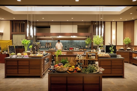 Restaurant. Aonobi Yuyu