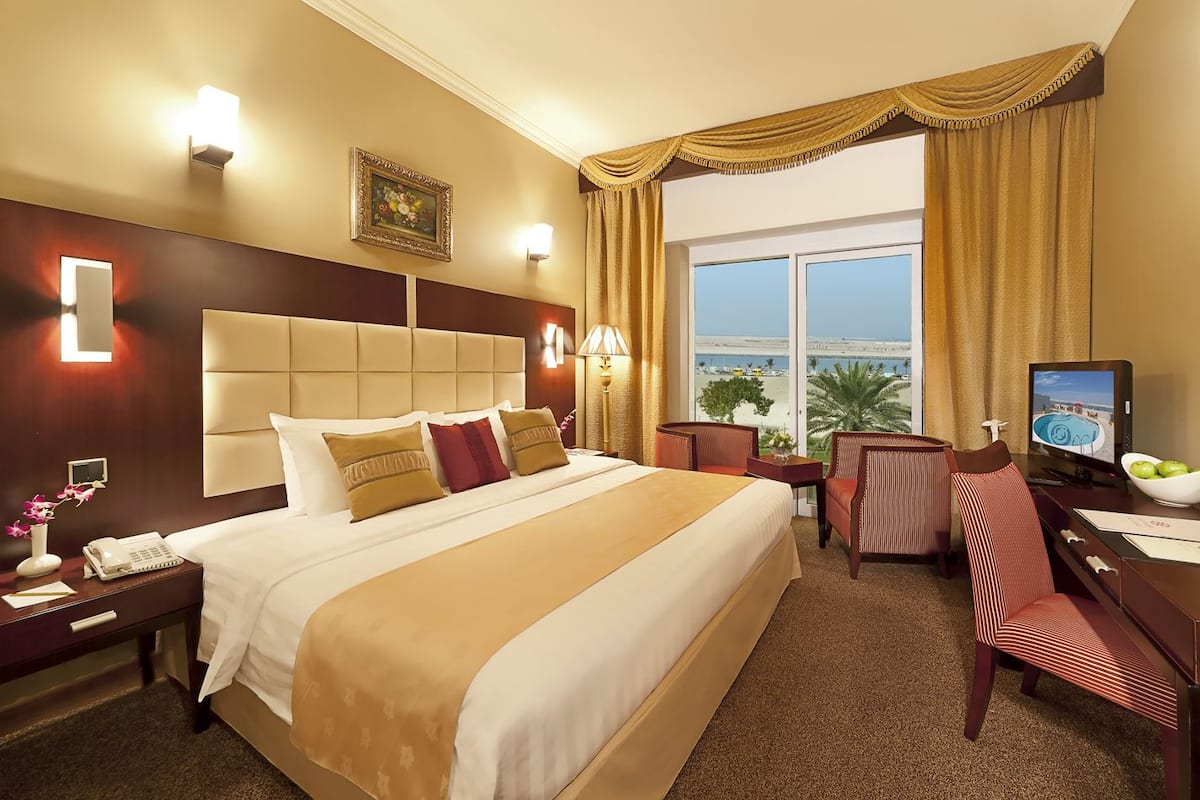 Standard Double or Twin Room | Pemandangan dari bilik