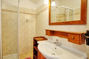 Bathroom - Villa Portole Due (Cortona)