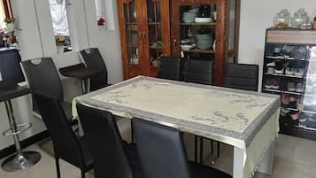 Economy-huone | Oleskelualue