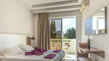 Standard Room | Blackout curtains, soundproofing, free WiFi