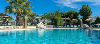 Stamos Hotel