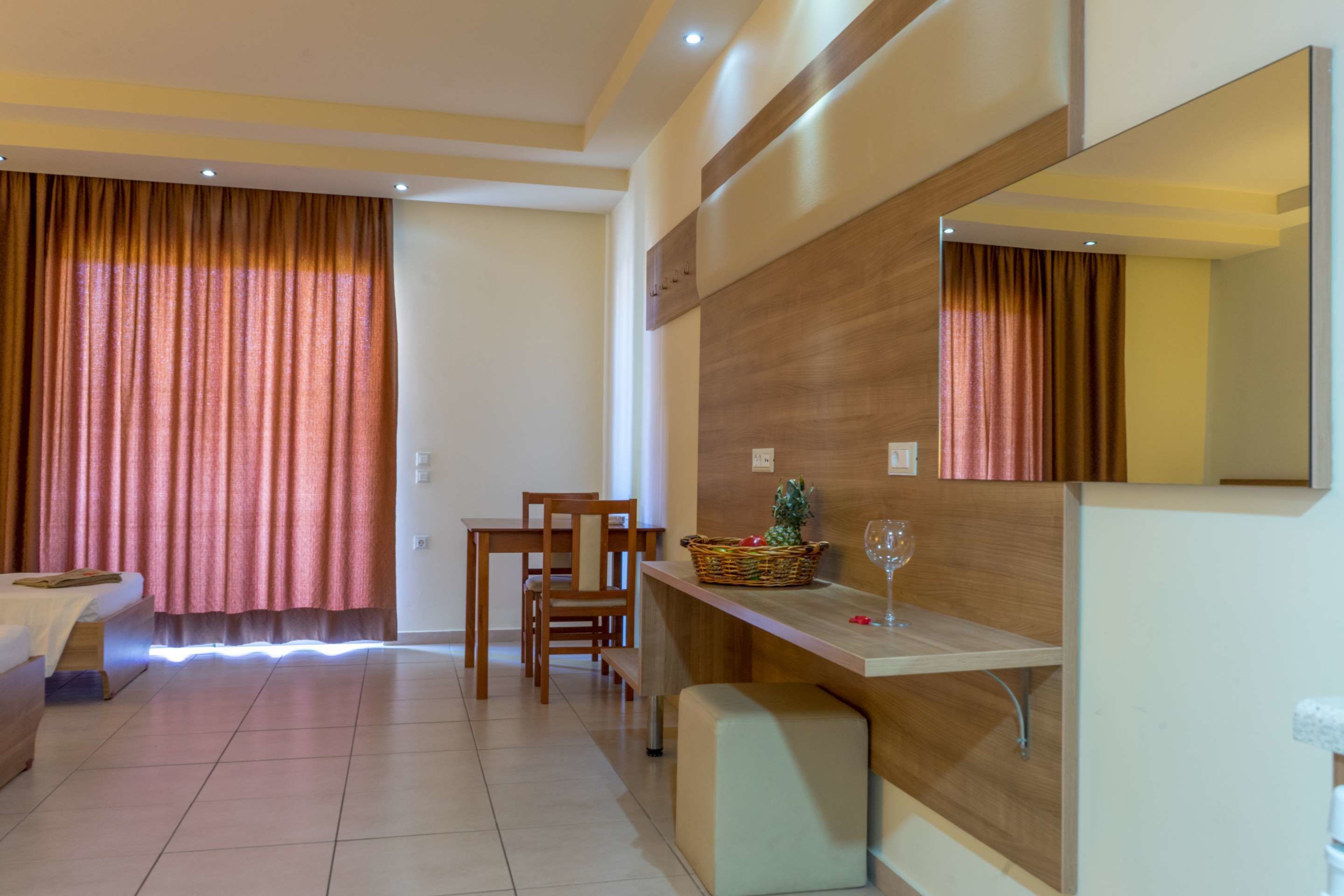 Photo - Stamos All Inclusive