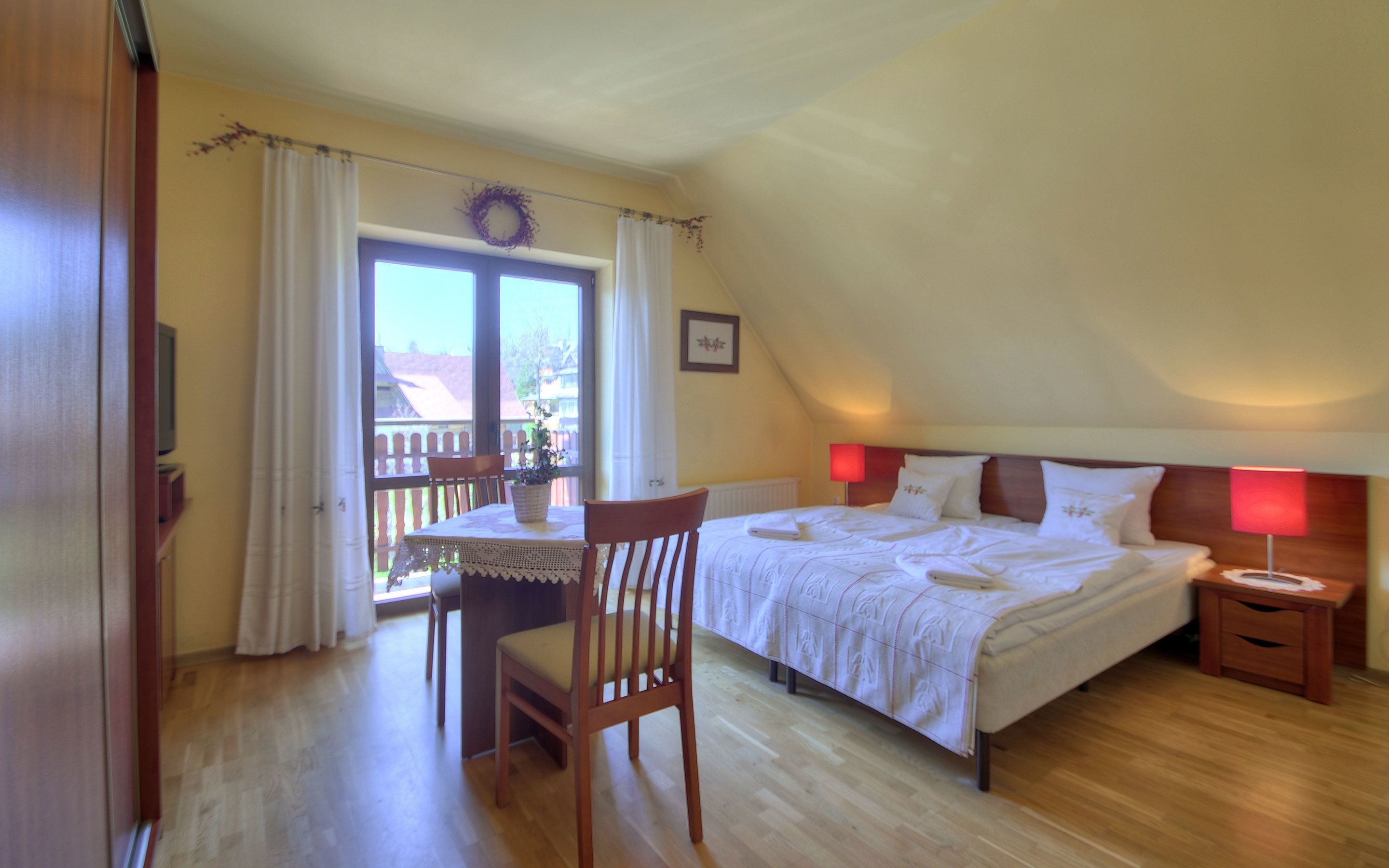 Chambre Double ou avec lits jumeaux, vue montagne (with extra bed -  201698027) | Lit parapluie, lits pliants/supplémentaires, draps fournis