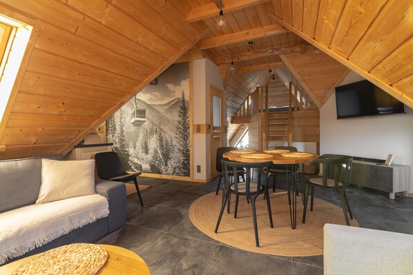 Apartment, 2 Bedrooms | Living area