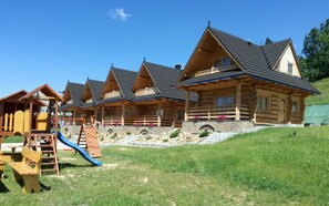 Children's play area - outdoor