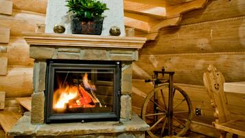 Chalet (Góralski - 201690997) | Fireplace