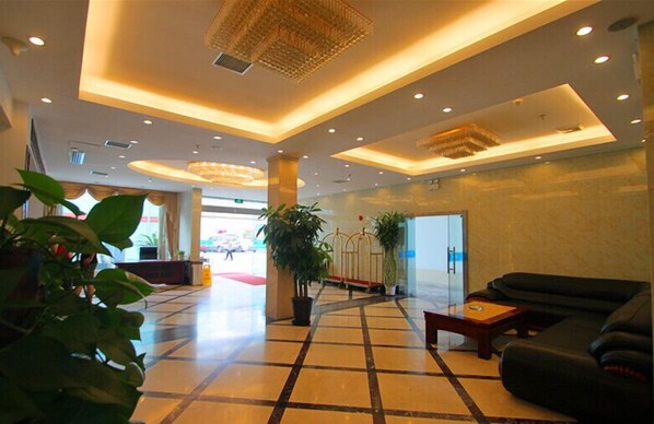 Lobby - Shanghai Shuiting Holiday Resort (Shanghai)