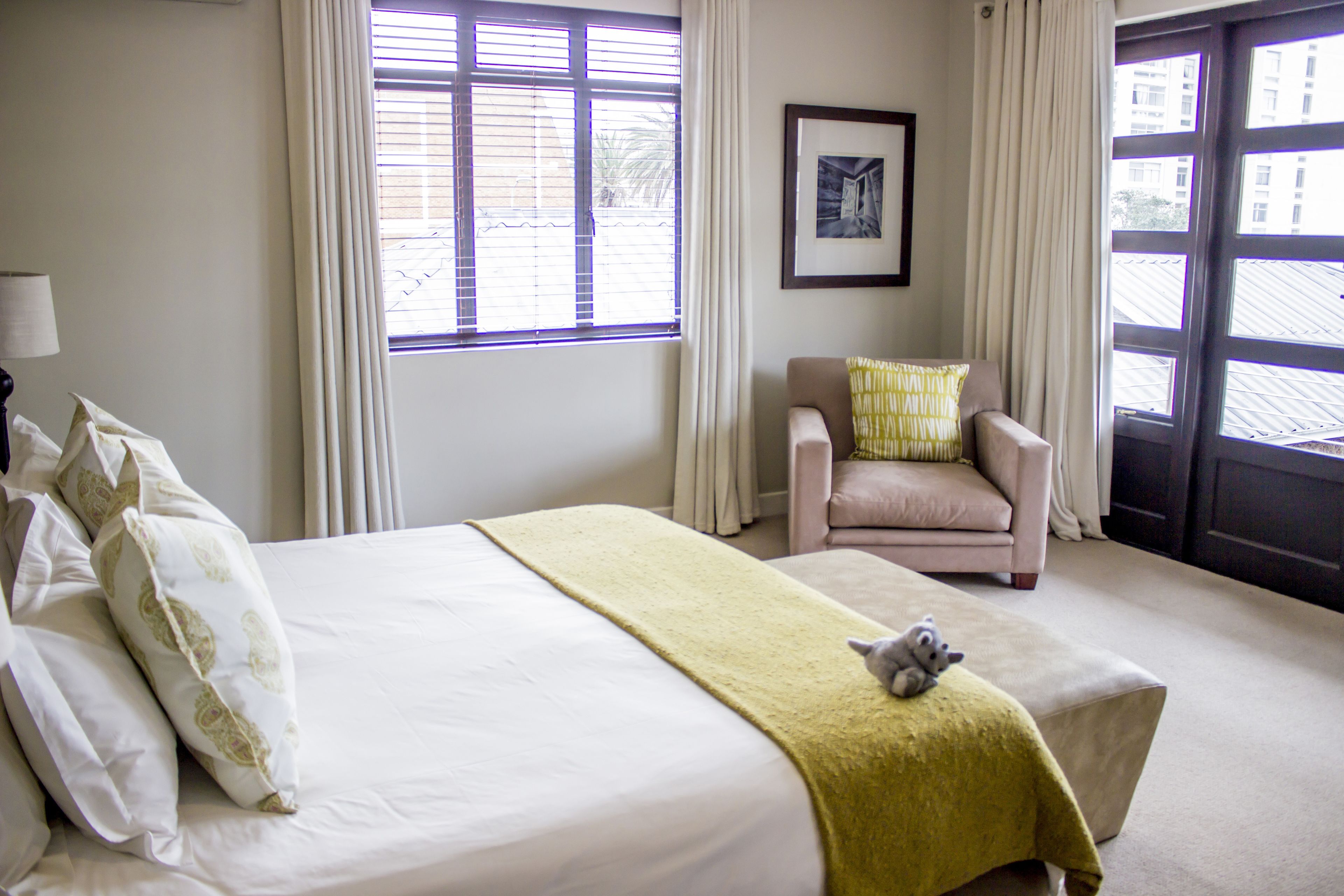 luxury double or twin room | minibar, in-room safe, desk, iron/ironing board