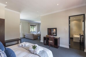 Luxury Double or Twin Room | Minibar, in-room safe, desk, iron/ironing board - The Windermere by Mantis (Port Elizabeth)