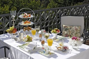 Tägliches kontinentales Frühstück gegen Gebühr