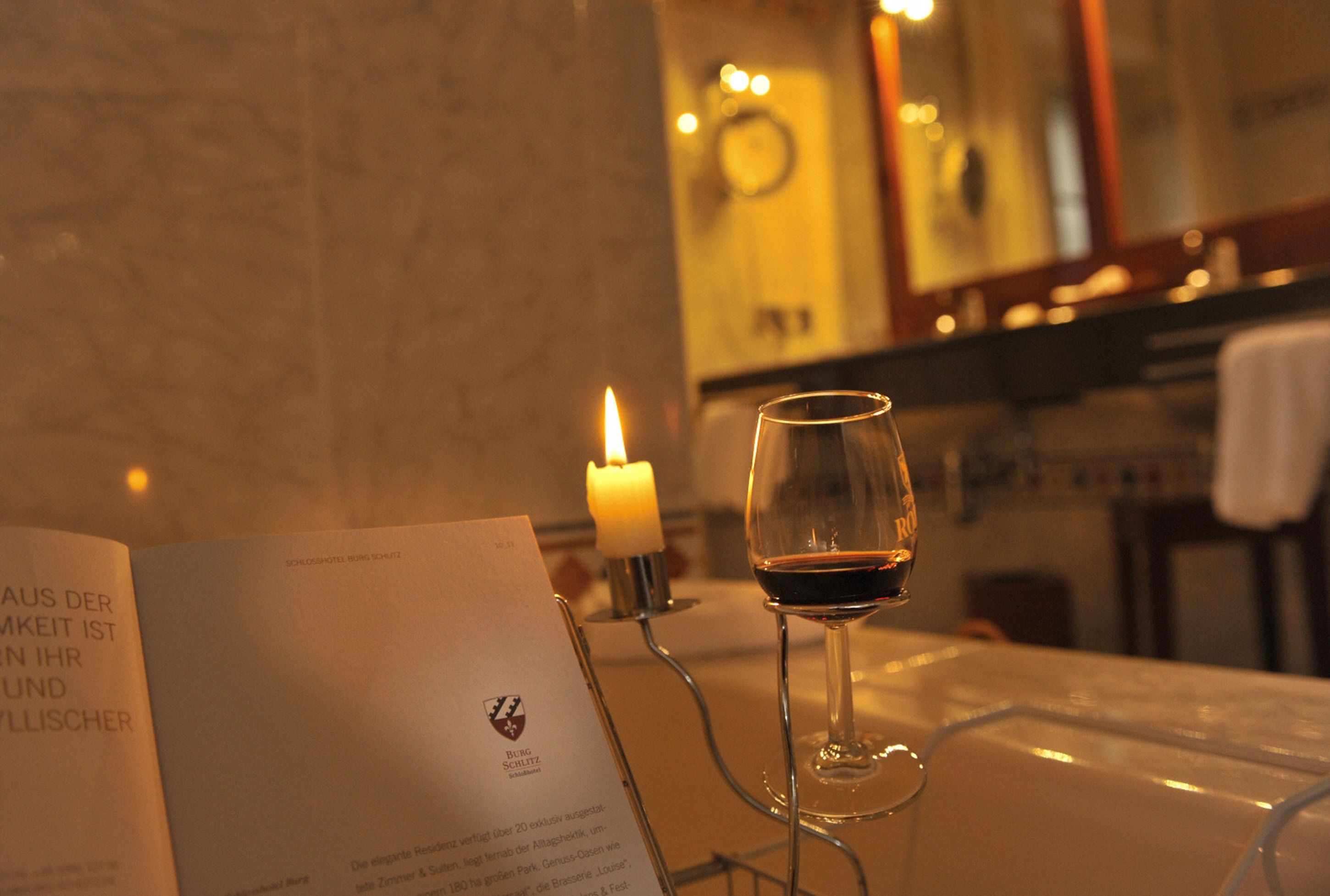 deluxe double or twin room | bathroom | free toiletries, hair dryer, bathrobes, slippers