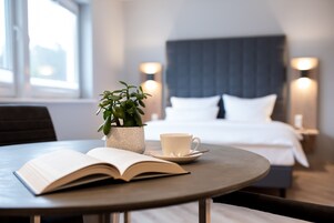 Premium bedding, in-room safe, desk, laptop workspace