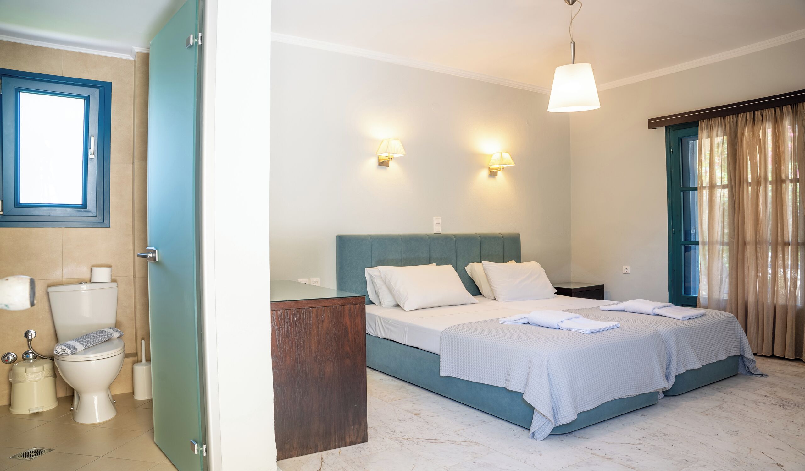 In-room safe, iron/ironing board, free WiFi, bed sheets