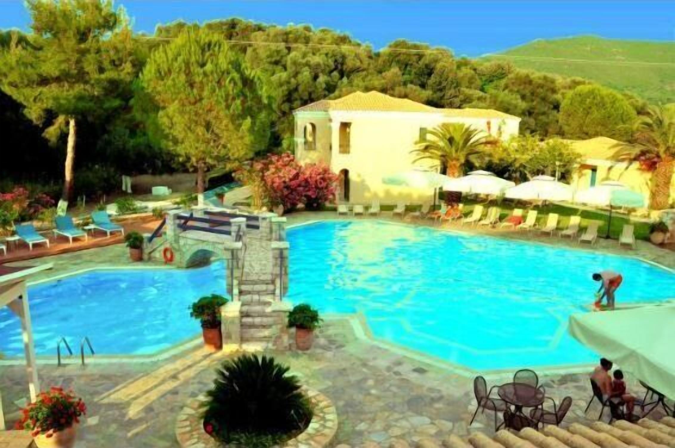 seasonal outdoor pool, pool umbrellas, pool loungers