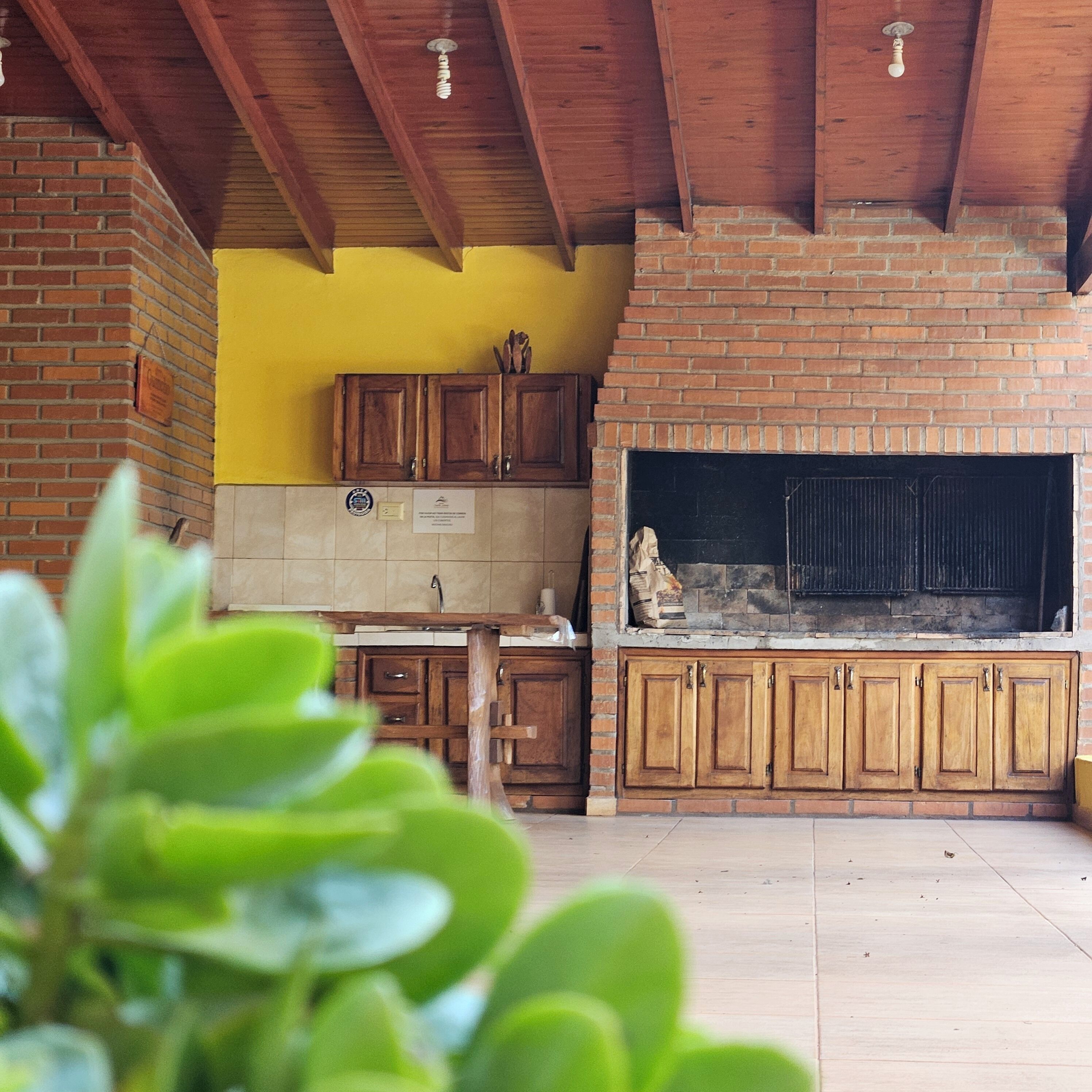 Área de parrillas y picnic