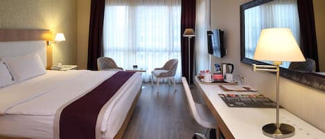 Minibar, in-room safe, desk, soundproofing