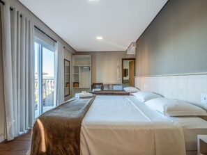 Deluxe Triple Room | 1 bedroom, minibar, free WiFi, bed sheets - Alameda Alegra Hotel (Gramado)