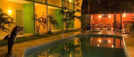 Piscine extérieure