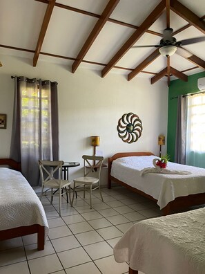 Standard Room | Premium bedding, minibar, in-room safe, individually furnished - Cabinas el Colibri (Puerto Carrillo)
