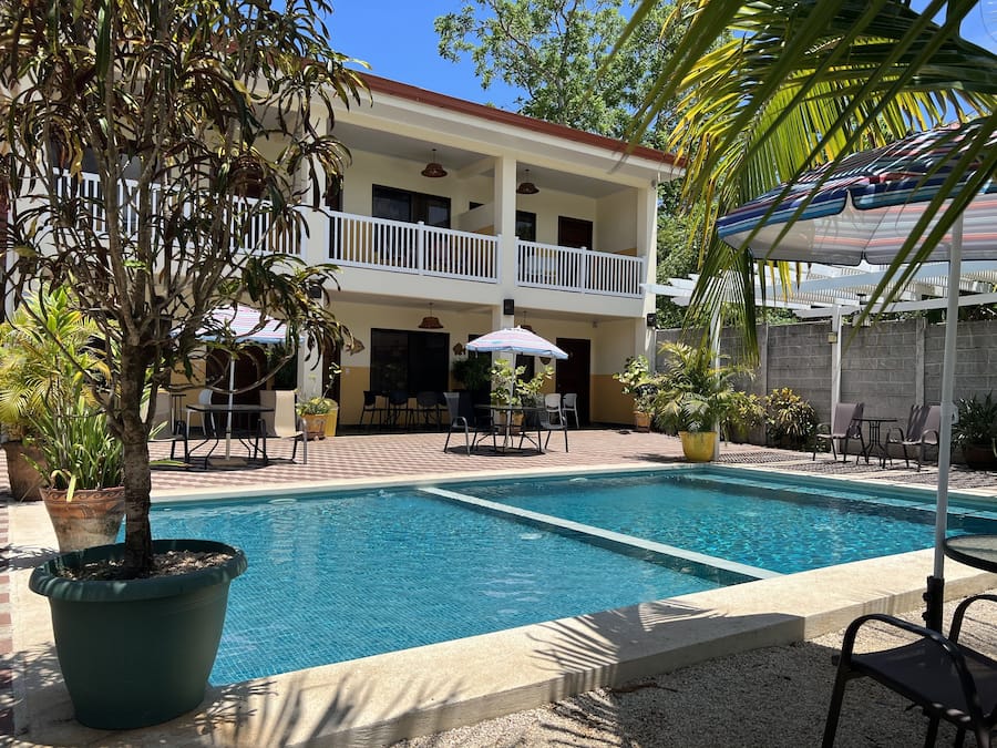 Family Studio Suite, 1 Bedroom | Living area | 32-inch TV with cable channels