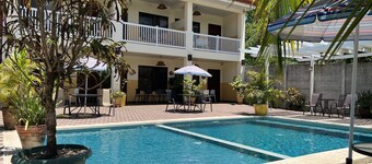 科利布里小屋飯店