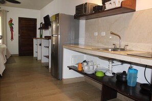 Private kitchen - Cabinas el Colibri (Puerto Carrillo)