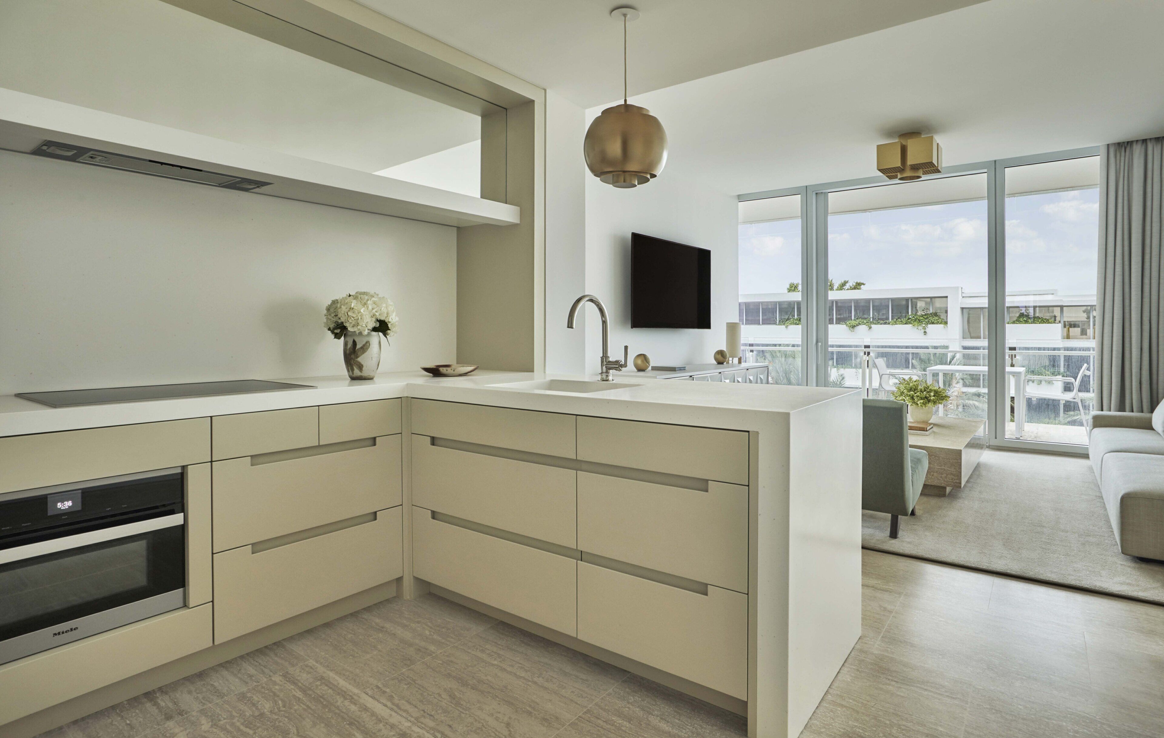 egyptian cotton sheets, premium bedding, down duvets, pillow-top beds