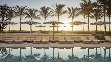 2 albercas al aire libre y camas balinesas (con cargo)