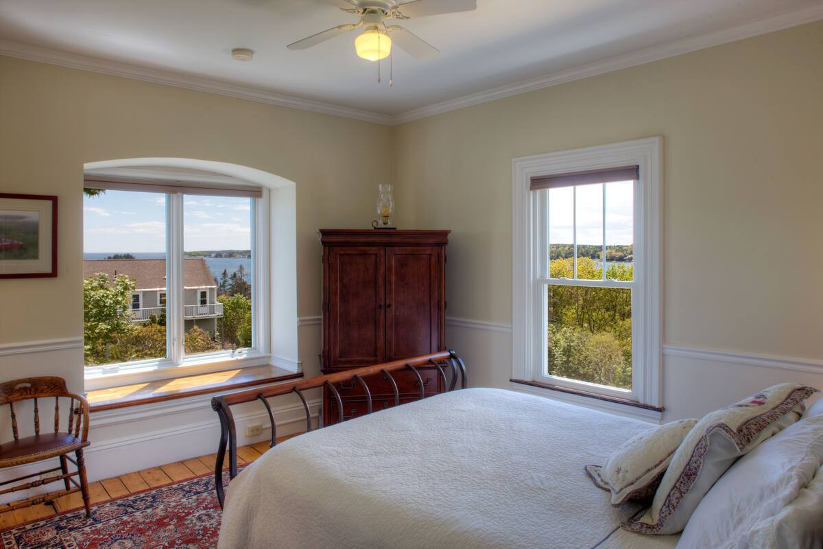 Classic Room, 1 Queen Bed, Village View (Room 1) | Free WiFi