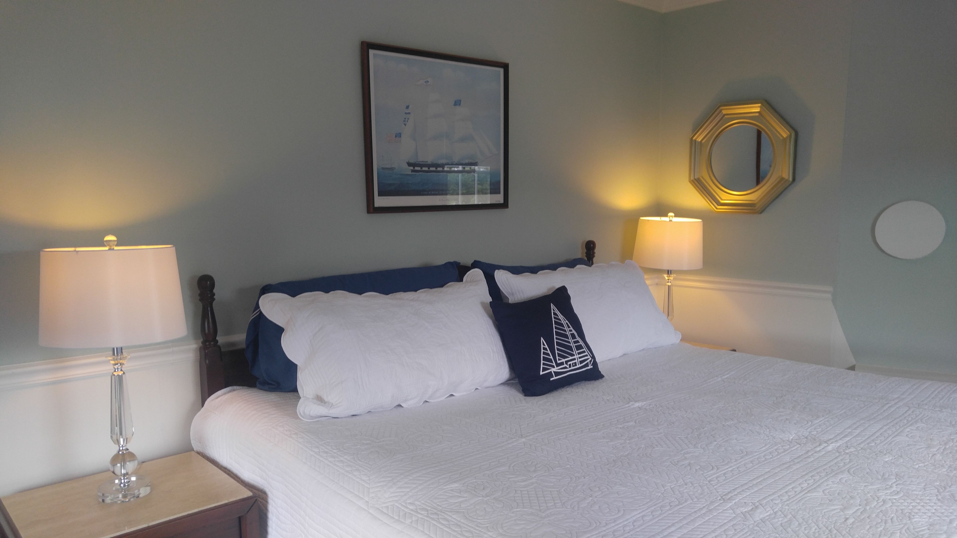 King Room with King Bed, Partial Sea View (Room 3) | Free WiFi