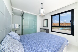 Appartamento, 3 camere da letto, vista spiaggia | Vista dalla camera