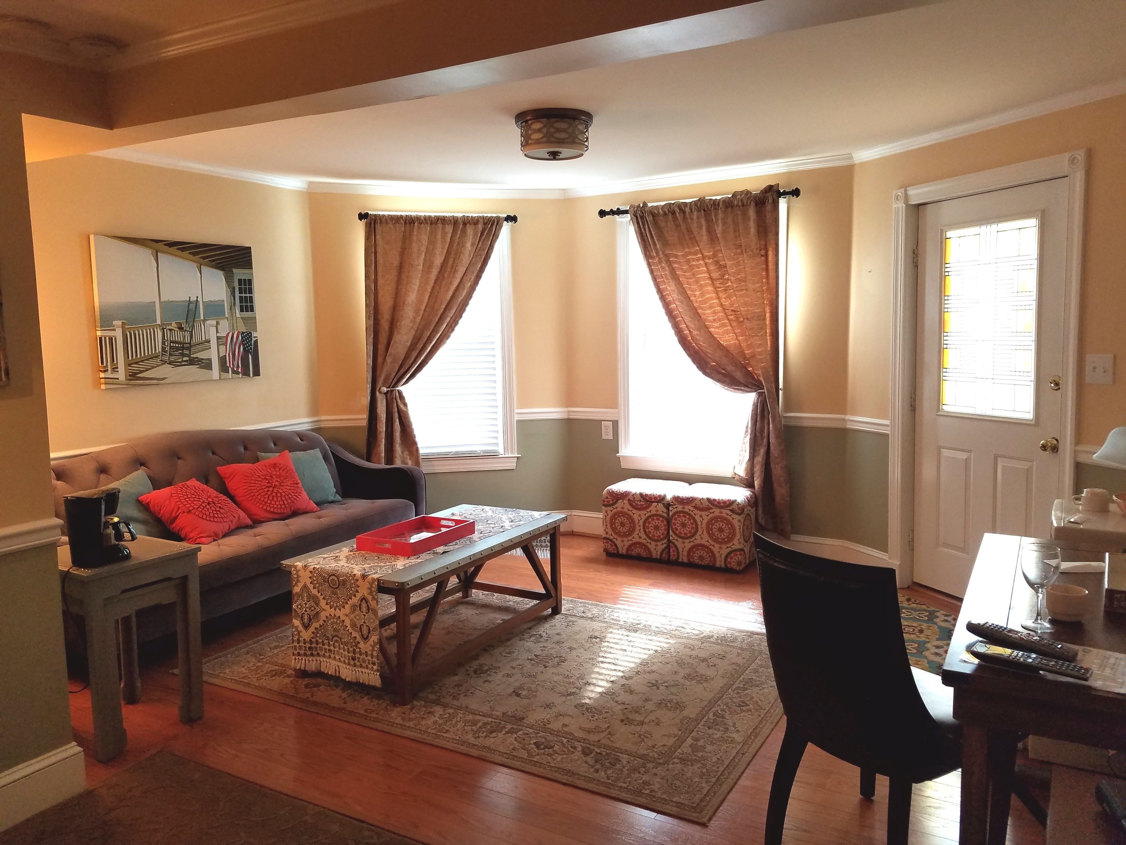 Room, Private Bathroom (Cockburn) | Premium bedding, memory foam beds, desk, iron/ironing board