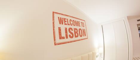 Minibar, Zimmersafe, Schreibtisch, schallisolierte Zimmer